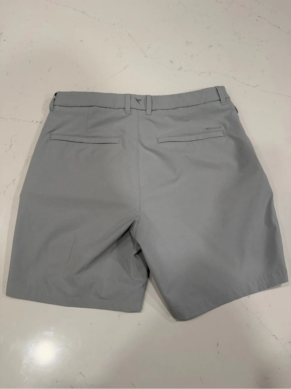 Birddogs Men’s Light Gray Flat Front Golf Shorts - 32